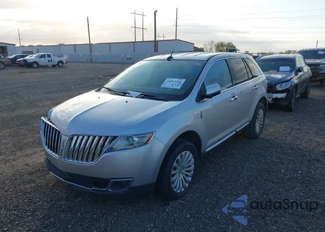 2012 Lincoln Mkx z USA, uszkodzony, nr VIN 2LMDJ6JK7CBL02633